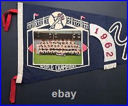 1962 New York Yankees World Series Champions Full Team Photo Pennant Vtg MLB