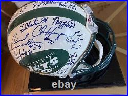 NY JETS TEAM AUTOGRAPHED FULL SIZE FOOTBALL HELMET Parcels Last Year