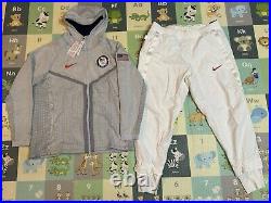 Nike Windrunner USA Hoodie & Medal Stand Pants Set Mens Sz XL Grey White