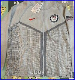 Nike Windrunner USA Hoodie & Medal Stand Pants Set Mens Sz XL Grey White