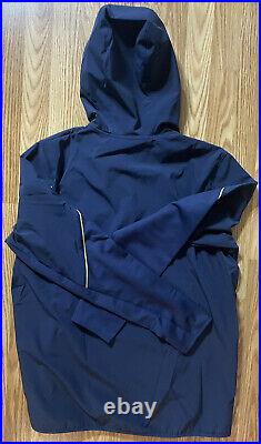 Notre Dame Football Team Issued Under Armour Full Zip Hooded Jacket New Large