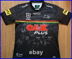 Penrith Panthers 2022 full squad hand Signed 2022 Panthers home Jersey-COA