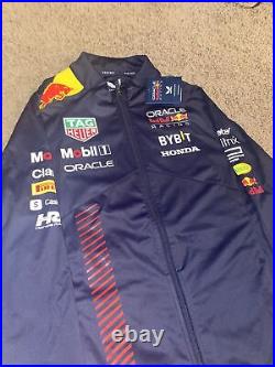 Red Bull Racing 2023 Team Castore Unisex Softshell Raglan Full-Zip Jacket Small
