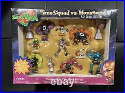 Space Jam Tune Squad vs Monstars Full Court Gift Set Figures 1996 WB Jordan NEW