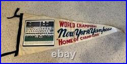 VINTAGE 1962 NEW YORK YANKEES Full Size, Baseball Team Pennant